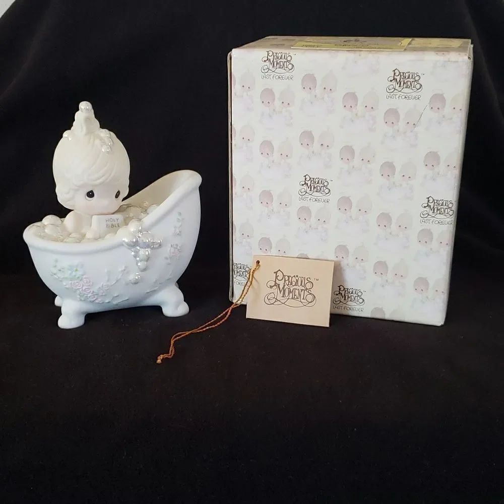 Vintage 1985 Precious Moments Porcelain Figurine "He Cleansed My Soul" #100277